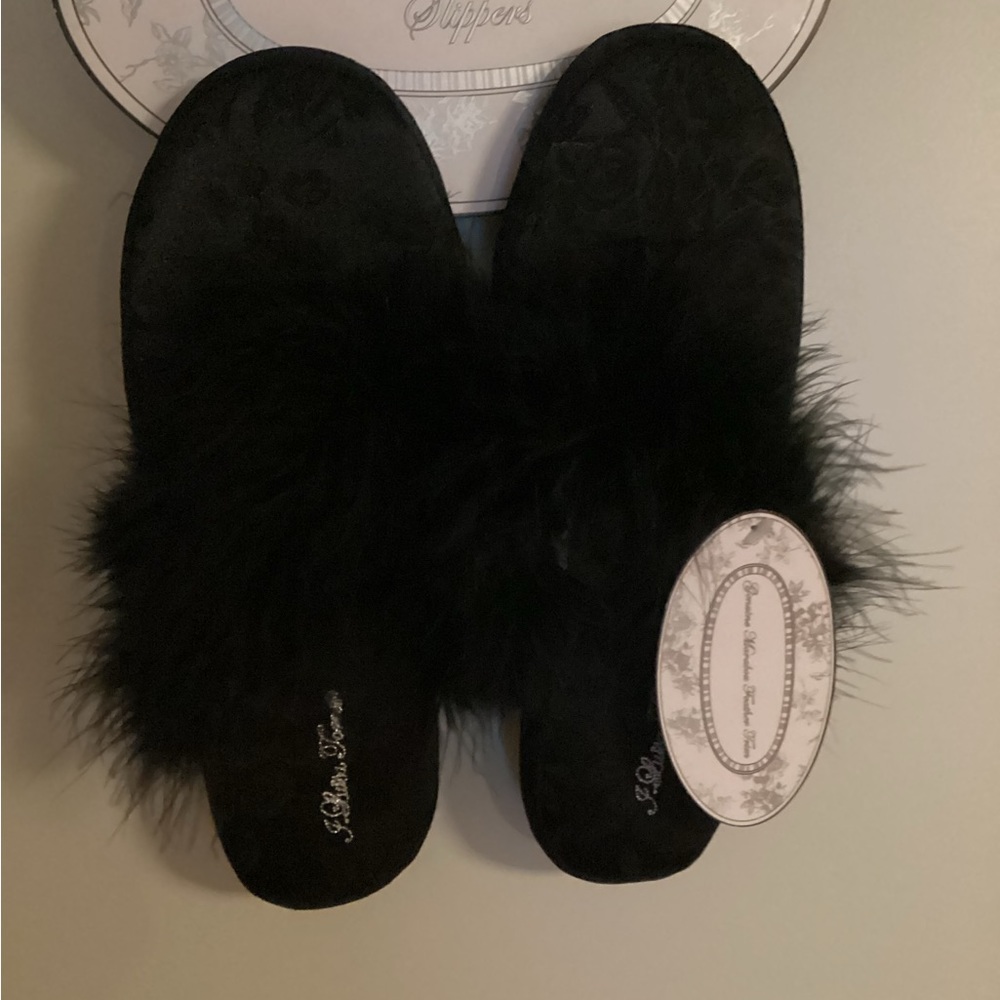 NEW J Luisa Torres Slippers House Shoes Size XL 9 1/2- 10 1/2